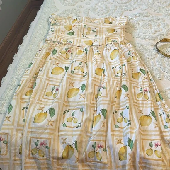 Billy J designs Abena midi lemon dress - Picture 4 of 5